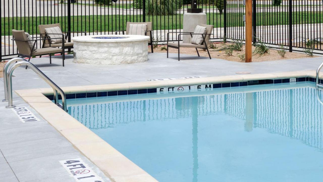 Country Inn & Suites By Radisson, New Braunfels, Tx מראה חיצוני תמונה
